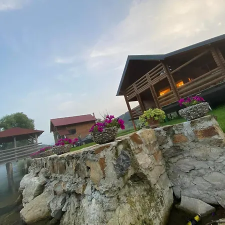 Vikendica Ana * Sipovo