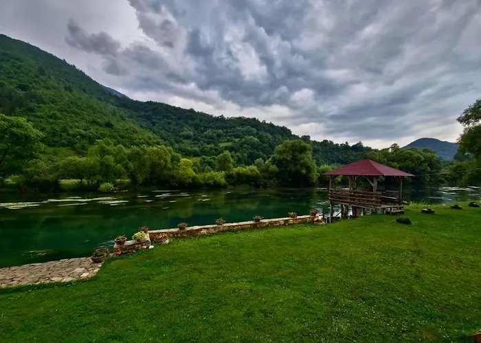 Vikendica Ana * Sipovo